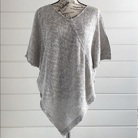 Vince Camuto Sweater Knit Poncho EUC L/XL - Picture 2 of 12